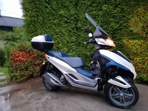 Piaggio mp3 300ie yourban - 10