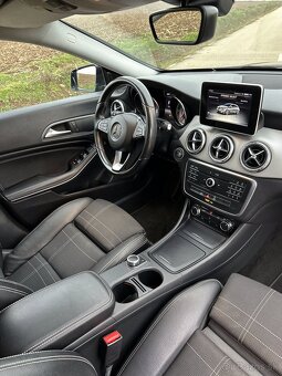 Mercedes-Benz CLA 200D 4matic - 10