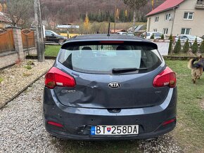 KIA CEED 1.6Crdi 2013 Automat PLNE POJAZDNÉ - 10