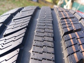 215/55 r18 zimne pneumatiky - 10