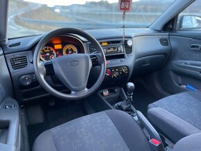 KIA RIO 1,5 CRDI len 137 000 km - 10