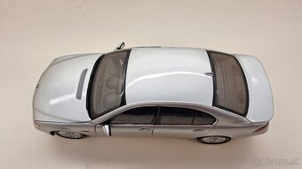 1:18 BMW 7 E65 - 10