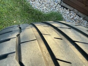 AKCIA ZĽAVA EXTREME GRAU  orig.skoda225 40 R19 5x112  7,5j x - 10