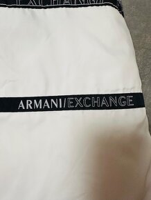 Dlhá biela vatovaná vesta zn. Armani Exchange originál - 10