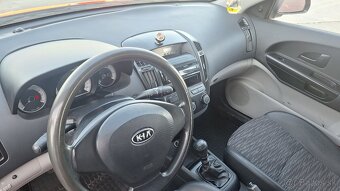 Kia ceed - 10