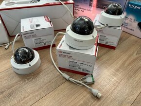 Predám kamery Hikvision + POE switch - 10