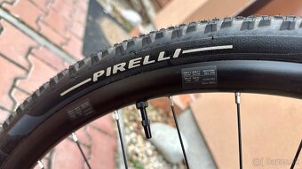 Kellys gravel Soot 90 - 10