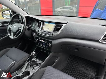 Hyundai Tucson 2.0 CRDi 4x4 Style, Pôvodný lak, 127 670km, S - 10