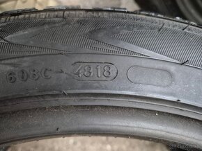 215/45 r16 zimné 4 ks NOKIAN dezén 8,2 - 6 mm - 10