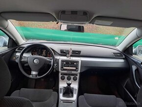 VOLKSWAGEN PASSAT B6  KOMBI 2.0 TDI - 10