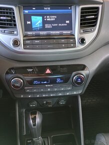 Hyundai Tucson 2.0 CRDi HP 4x4 Panorama - 10