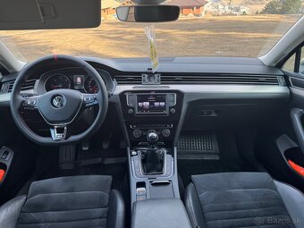 Volkswagen Passat b8 variant 2.0 TDI Highline - 10