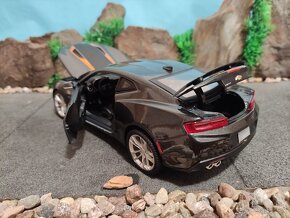 Prodám model 1:18 Chevrolet Camaro 2017 - 10