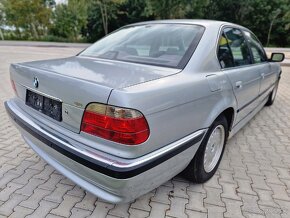 BMW 730i E38 V8 - 10