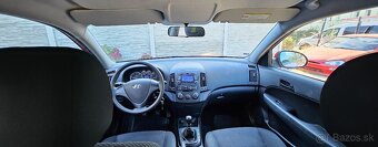 Hyundai I30 1.6 CRDi  - nafta - 10