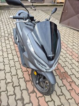 Honda PCX - 10