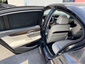 BMW 740d xDrive M packet - 10