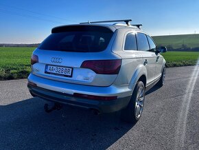 Audi Q7 S-line - 10