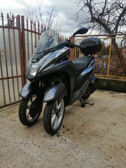 Yamaha Tricity 125 - 10