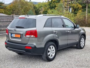 KIA SORENTO 2,2CRDi 4x4 - 10