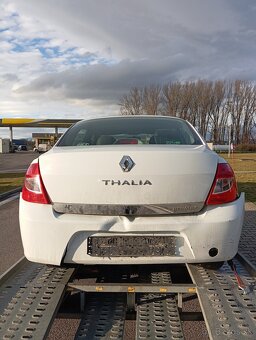 Predám budíky na Renault Thalia 1.2benz 55kw rok výroby 2009 - 10