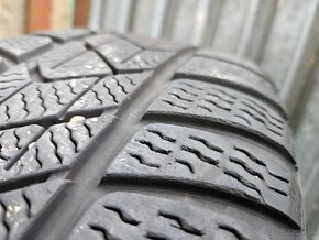 Originálna zimná sada VW - 5x112 r17 + Pirelli 205/50 r17 - 10