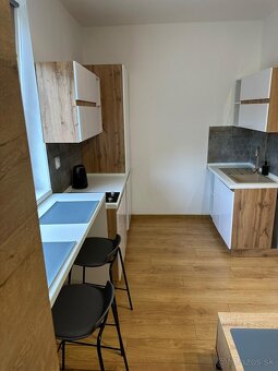 Krátkodobý Prenájom-Apartmán v BB od 3 hod. - 10