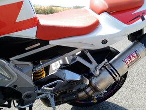 Aprilia tuono 1000 R - 10