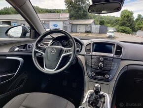 Opel Insignia - 10