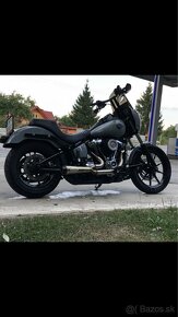 Harley Davidson - 10