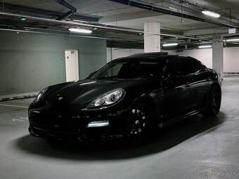 Porsche Panamera 4S - 10