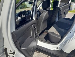 DACIA DUSTER 1.6i 77KW,ROK 2014,PO SERVISU,ZIMNÍ PNEU - 10