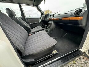 Mercedes 230 W123 1983 - 10