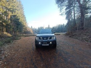 Predám Nissan Navara D40 A/T - 10