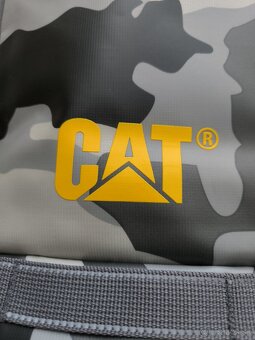 Nový Caterpillar maskáčový odolný ruksak 40 l - 10