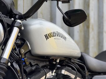 Harley Davidson Sportster Iron 883 Brilliant Silver XL883N - 10