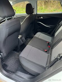 Opel Grandland X 1.2 TURBO - REZERVOVANÉ - 10