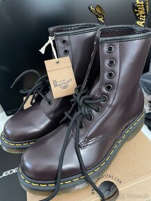 Dr. Martens - NOVÉ - 10