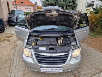 Chrysler Voyager 2.8 CRD LX A/T 150k 7-Miestne (diesel) - 10