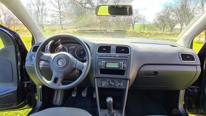 Volkswagen Polo 1.4i Comfortline + zimné - 10