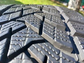 205/50 r17 zimne pneumatiky dunlop - 10