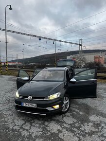 VW Golf Variant AllTrack 2.0 TDI 4x4 - 10