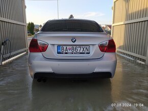 BMW e90 - 10