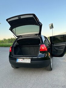 Volkswagen Golf V 1.6 FSI Sportline - 10