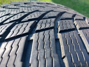 245/35 r20 zimne pneumatiky - 10