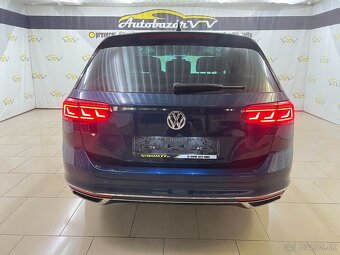 Volkswagen Passat Variant 2.0 TDI EVO Elegance DSG - 10