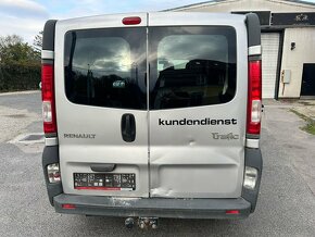 RENAULT TRAFIC 2.0 DCI ROK 2010 - 10