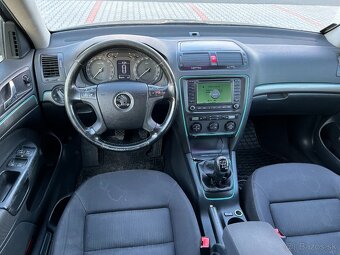 Škoda Octavia II 2.0 TDi NAVI DIGI klima xenony - 10