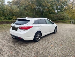 Hyundai i40 1.7 CRDi A6 - 10