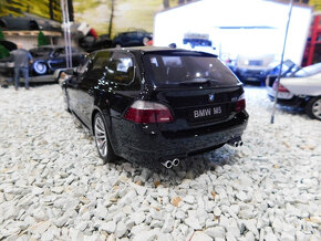 model auta BMW E61 M5 Touring čierna farba Otto mobile 1:18 - 10